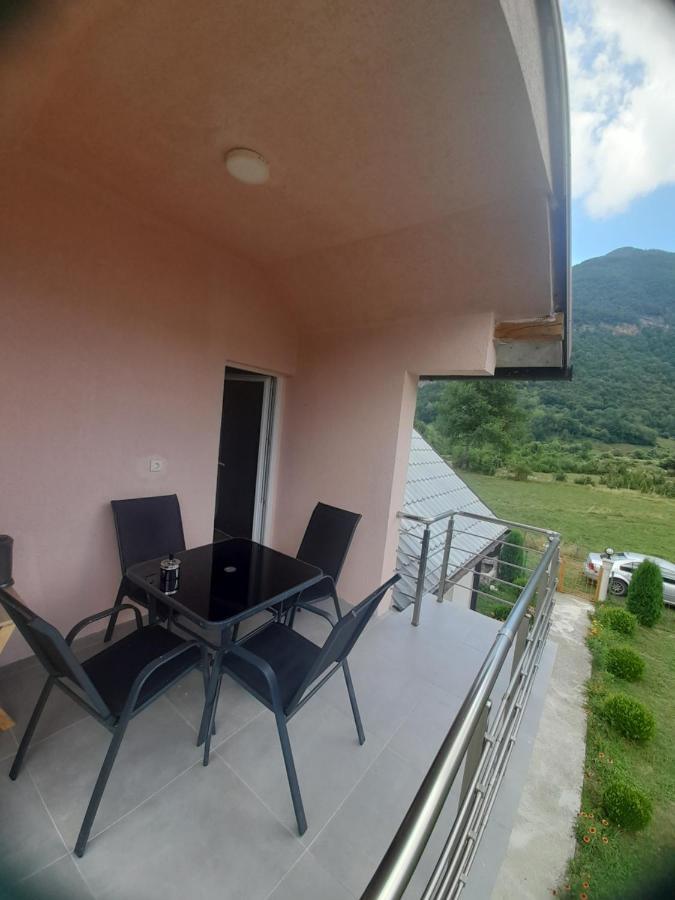 Breti'S Guesthouse Vuthaj Exteriér fotografie